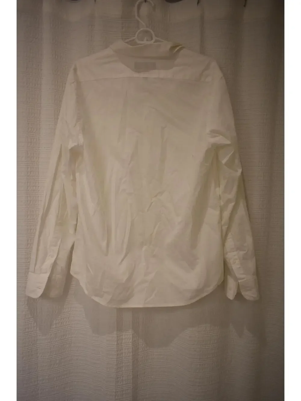 Banana Republic Untucked Fit White Button-Up Shirt, Size M